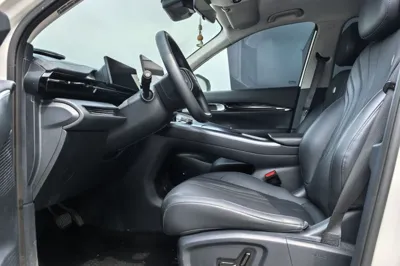 Geely Galaxy E5