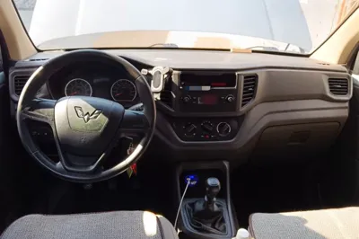 Wuling Hongguang V