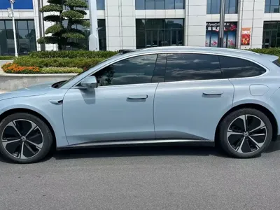 Nio ET5T