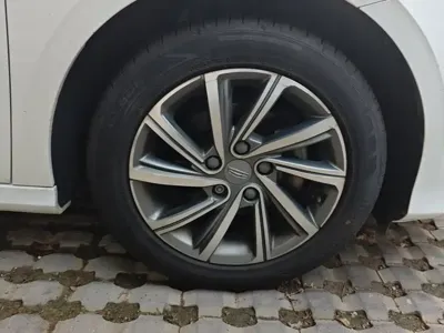 Geely Binrui