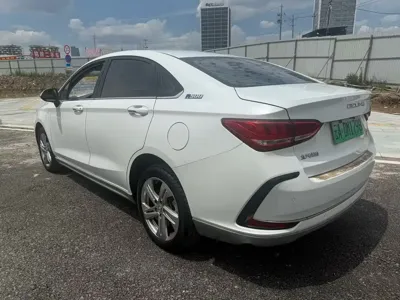BAIC EU5