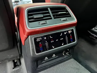 Audi A7L