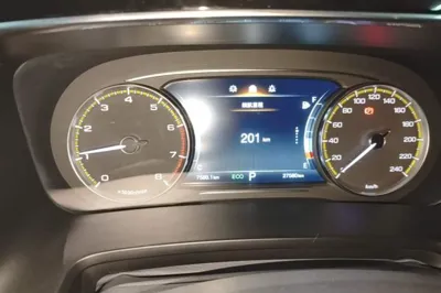 GAC Trumpchi M8