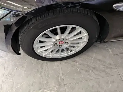Jaguar XFL