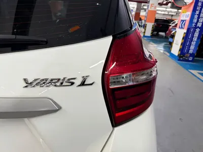 Toyota Yaris L