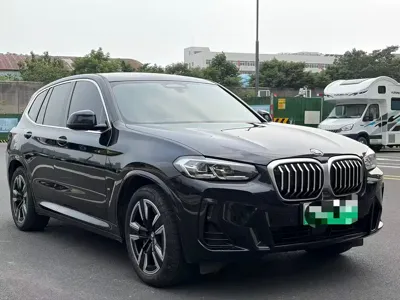 BMW iX3