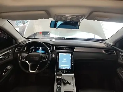 Roewe RX5