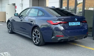 BMW i4
