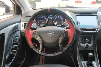 Hyundai Elantra (5th Generation