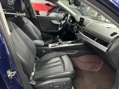 Audi A4 (Import)