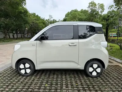 Wuling MINIEV