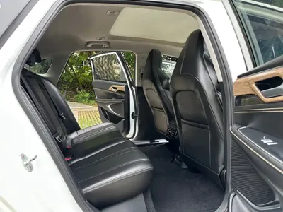 Xpeng P5