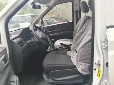 Wuling Hongguang Plus