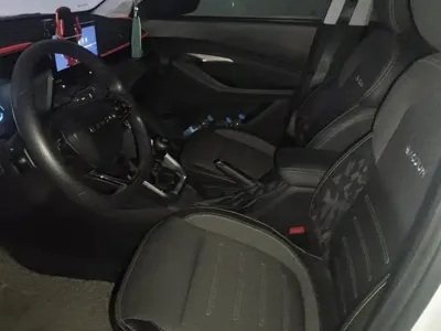 Baojun RS-3