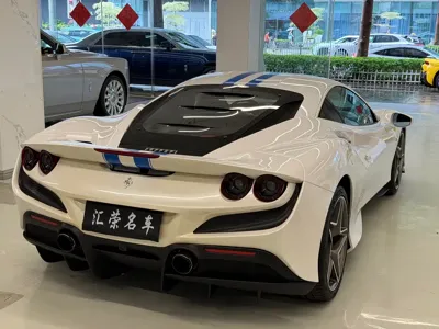Ferrari F8