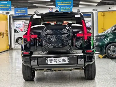 Mengshi 猛士M817