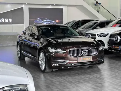 Volvo S90
