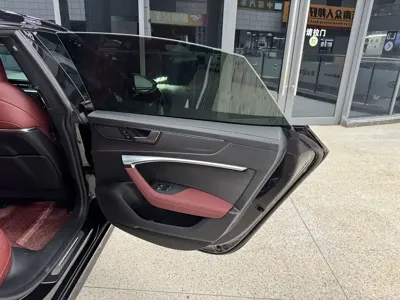 Audi A7L
