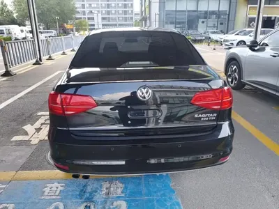 Volkswagen Sagitar