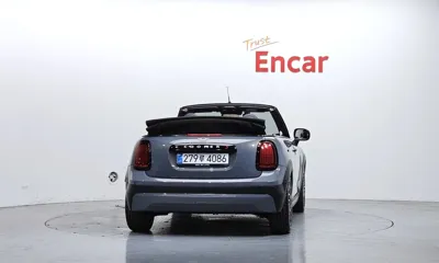MINI Cooper Convertible