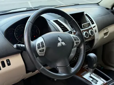 Mitsubishi Pajero Sport