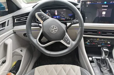 Volkswagen Sagitar