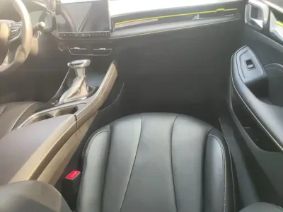 Roewe i5