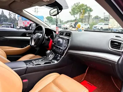 Nissan Cima