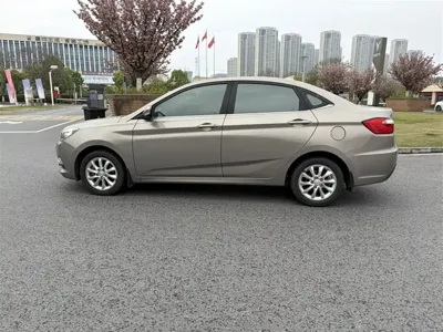 Changan V7