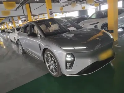 Nio ET9
