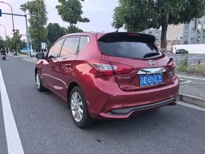 Nissan Tiida