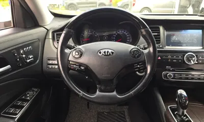 Kia K9