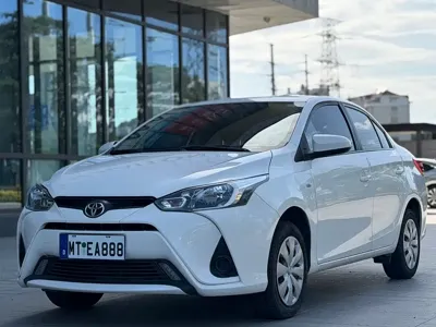 Toyota Yaris L