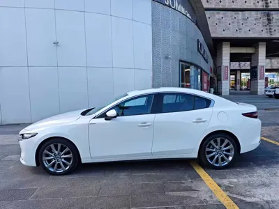 Mazda 3 Axela