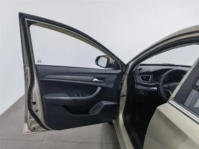 Roewe 360