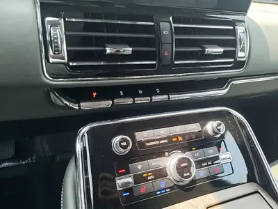 Lincoln Navigator