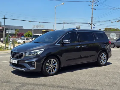 Kia Canival