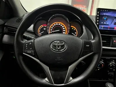 Toyota Yaris L