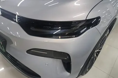 Leapmotor C11