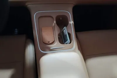Leapmotor C10
