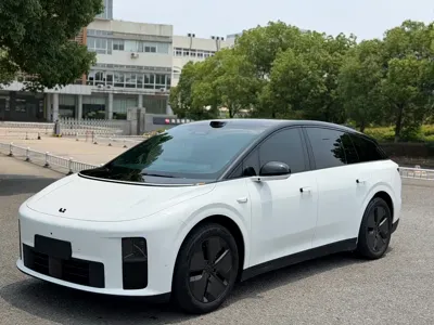 Li Auto 理想i6