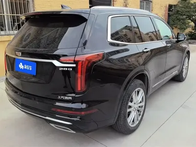 Cadillac XT6