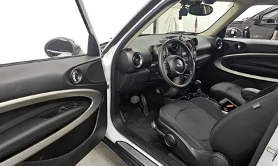 MINI Paceman