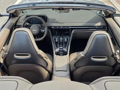 Astonmartin DB12