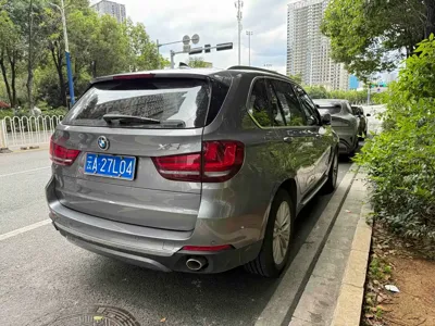 BMW X5 (Import)