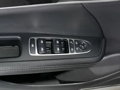 BYD MAX