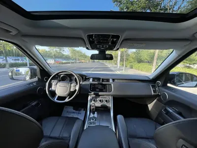 Land Rover Sport