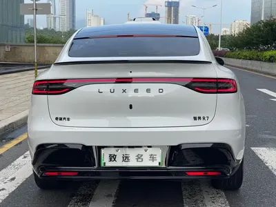智界 Zhijie R7