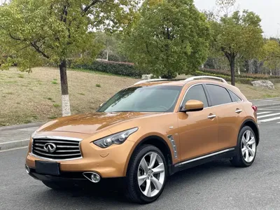 Infiniti QX70