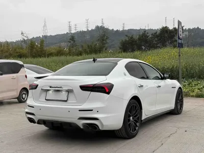Maserati Ghibli